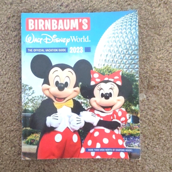 PRE OWNED COLLECTOR ITEM  WALT DISNEY WORLD THE OFFICIAL VACATION GUIDE 2023 - Picture 1 of 10